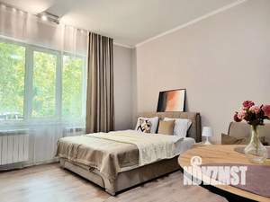 Студия квартира, посуточно, 30м2, 1/3 этаж