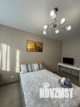 Студия квартира, посуточно, 35м2, 2/26 этаж