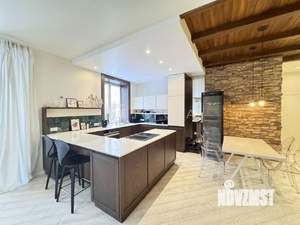 4-к квартира, на длительный срок, 125м2, 2/5 этаж