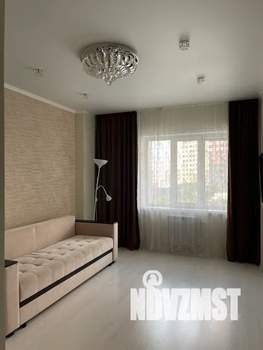 1-к квартира, посуточно, 40м2, 3/25 этаж