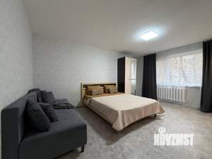 1-к квартира, посуточно, 35м2, 1/1 этаж