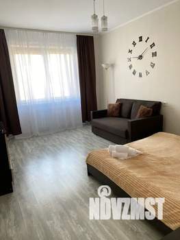 1-к квартира, посуточно, 40м2, 7/25 этаж