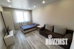 1-к квартира, посуточно, 40м2, 14/25 этаж