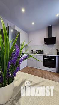 Студия квартира, посуточно, 29м2, 6/9 этаж