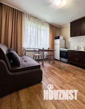 1-к квартира, посуточно, 37м2, 1/9 этаж