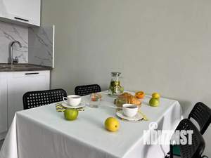 Студия квартира, посуточно, 45м2, 7/25 этаж