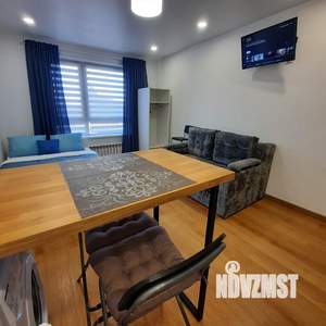 Студия квартира, посуточно, 25м2, 1/19 этаж
