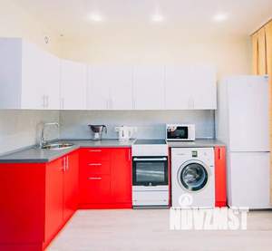 1-к квартира, посуточно, 35м2, 6/25 этаж