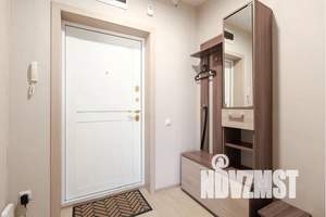 1-к квартира, посуточно, 40м2, 18/25 этаж