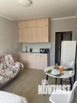 Студия квартира, посуточно, 24м2, 1/17 этаж