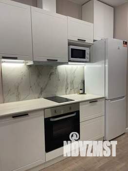 Студия квартира, посуточно, 30м2, 10/23 этаж