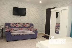 Студия квартира, посуточно, 33м2, 1/3 этаж