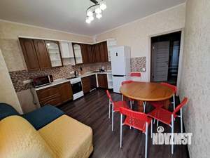 2-к квартира, посуточно, 80м2, 1/1 этаж