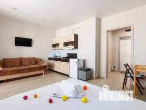 Студия квартира, посуточно, 25м2, 18/25 этаж