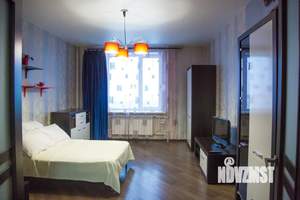 2-к квартира, посуточно, 77м2, 1/1 этаж