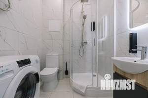 2-к квартира, посуточно, 38м2, 4/8 этаж