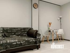 Студия квартира, посуточно, 35м2, 6/17 этаж