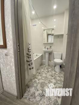 Студия квартира, посуточно, 42м2, 17/18 этаж