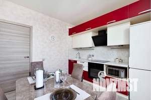 2-к квартира, посуточно, 64м2, 18/25 этаж