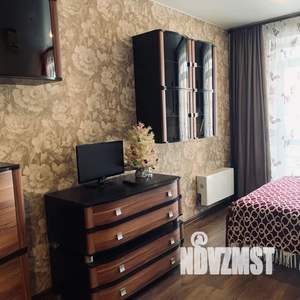 1-к квартира, посуточно, 40м2, 2/16 этаж