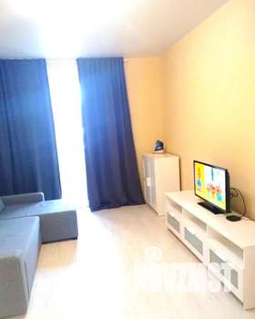 1-к квартира, посуточно, 32м2, 2/18 этаж