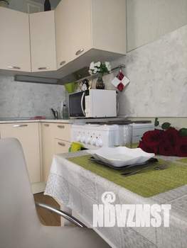 Студия квартира, посуточно, 35м2, 5/17 этаж