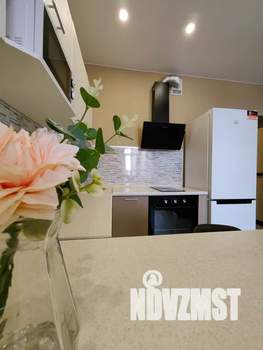 2-к квартира, посуточно, 39м2, 22/25 этаж