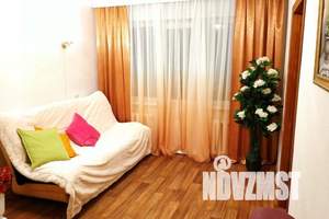 2-к квартира, посуточно, 45м2, 5/5 этаж
