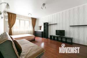 1-к квартира, посуточно, 44м2, 1/9 этаж