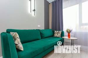 1-к квартира, посуточно, 35м2, 1/25 этаж