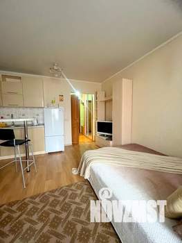 Студия квартира, посуточно, 35м2, 3/10 этаж