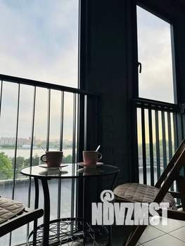 Студия квартира, посуточно, 35м2, 4/8 этаж