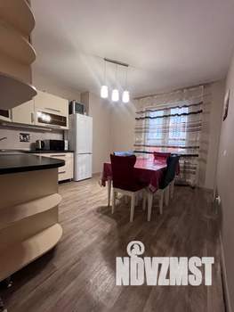 2-к квартира, посуточно, 65м2, 3/25 этаж