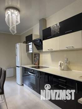 1-к квартира, посуточно, 40м2, 3/25 этаж