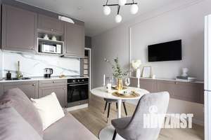 1-к квартира, посуточно, 40м2, 23/25 этаж