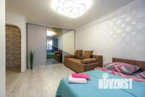 1-к квартира, посуточно, 35м2, 1/5 этаж