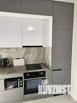 Студия квартира, посуточно, 28м2, 3/25 этаж