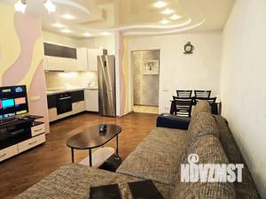 2-к квартира, посуточно, 45м2, 13/18 этаж