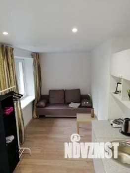 Студия квартира, посуточно, 18м2, 1/5 этаж