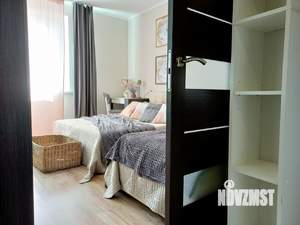 1-к квартира, посуточно, 47м2, 6/9 этаж