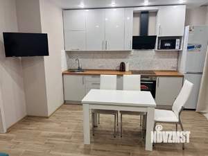 Студия квартира, посуточно, 35м2, 5/25 этаж