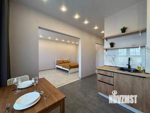 1-к квартира, посуточно, 40м2, 1/1 этаж