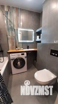 Студия квартира, посуточно, 35м2, 17/25 этаж