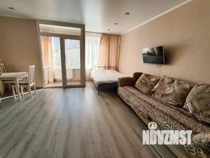 Студия квартира, посуточно, 35м2, 10/25 этаж