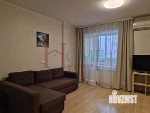 Студия квартира, на длительный срок, 43м2, 8/19 этаж