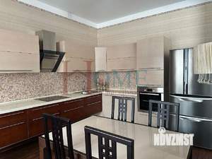 3-к квартира, на длительный срок, 100м2, 4/5 этаж