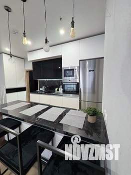 1-к квартира, посуточно, 42м2, 1/1 этаж