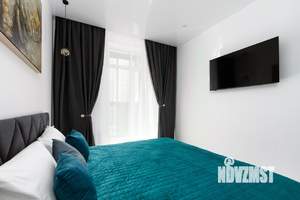 1-к квартира, посуточно, 42м2, 6/20 этаж