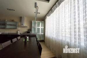 3-к квартира, на длительный срок, 150м2, 7/10 этаж