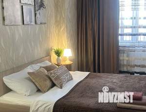 1-к квартира, посуточно, 43м2, 12/25 этаж